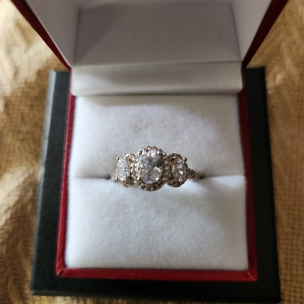 3 stone Oval cut Diamond Ring